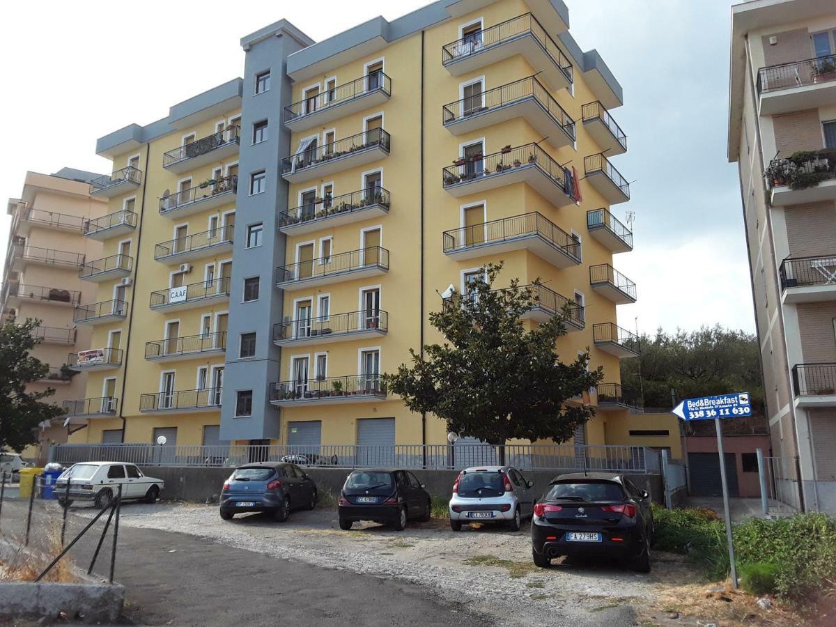 L'Attico Affittacamere B&B Катандзаро Екстериор снимка